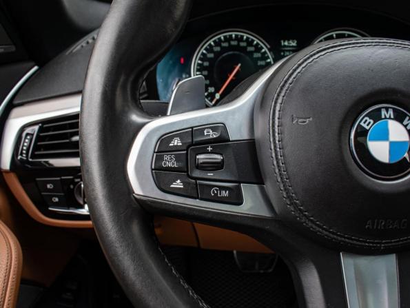 BMW 5 серии VII (G30/G31/G38) с пробегом 2019 года, цена 3 550 000 рублей, 198880 км, универсал, Автокод Объявления