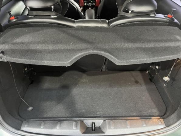 Mini Hatch III (F55/F56) с пробегом 2017 года, цена 2 208 000 рублей, 109119 км, хэтчбек, Автокод Объявления