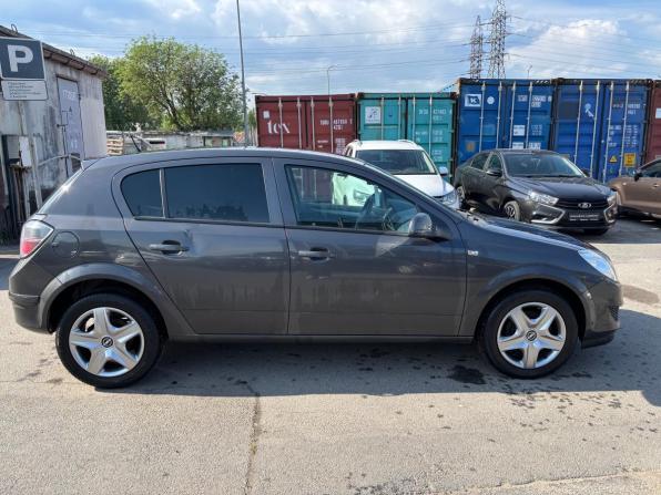 Opel Astra H Рестайлинг с пробегом 2011 года, цена 519 000 рублей, 195000 км, хэтчбек, Автокод Объявления