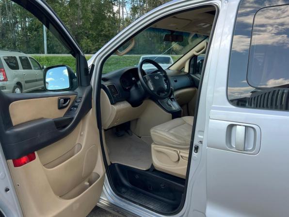 Hyundai Grand Starex I с пробегом 2008 года, цена 1 050 000 рублей, 271661 км, минивэн, Автокод Объявления