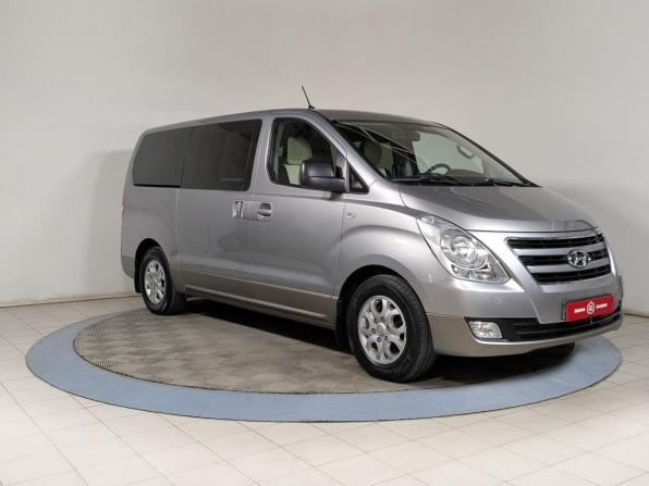 Hyundai H-1 II с пробегом 2014 года, цена 2 299 500 рублей, 108000 км, минивэн, Автокод Объявления