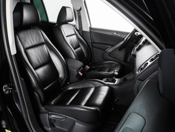 Volkswagen Tiguan I с пробегом 2009 года, цена 1 060 000 рублей, 236203 км, внедорожник, Автокод Объявления