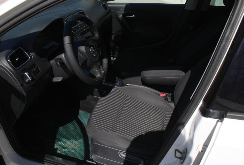 Volkswagen Polo V Саратов  - изображение 18