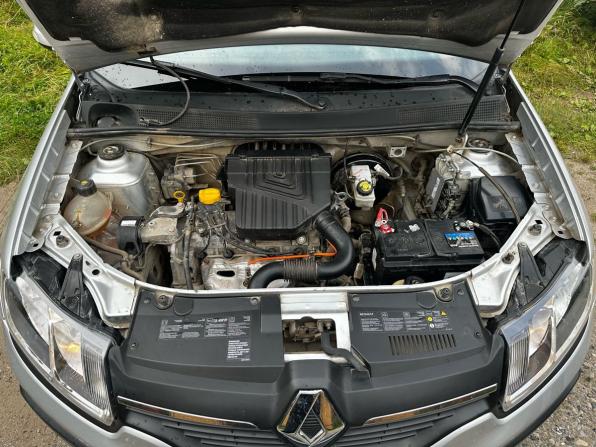 Renault Sandero II с пробегом 2015 года, цена 947 000 рублей, 46000 км, хэтчбек, Автокод Объявления