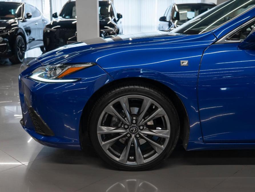 Lexus ES VII Москва  - изображение 26