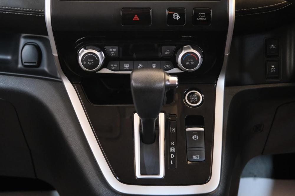 Nissan Serena V (C27) Омск  - изображение 18