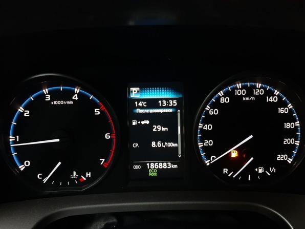 Toyota RAV4 IV (XA40) Рестайлинг с пробегом 2015 года, цена 2 499 000 рублей, 186123 км, внедорожник, Автокод Объявления