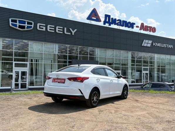 Hyundai Solaris II Рестайлинг с пробегом 2022 года, цена 1 900 000 рублей, 45097 км, седан, Автокод Объявления