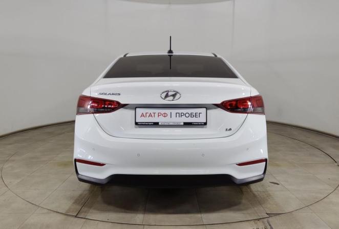 Hyundai Solaris II с пробегом 2018 года, цена 1 375 000 рублей, 138000 км, седан, Автокод Объявления