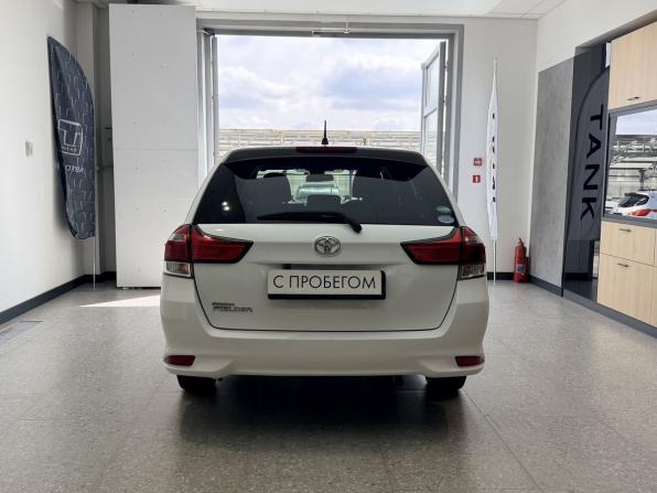 Toyota Corolla XI (E160 E170) Рестайлинг 2 с пробегом 2018 года, цена 1 275 000 рублей, 133340 км, универсал, Автокод Объявления