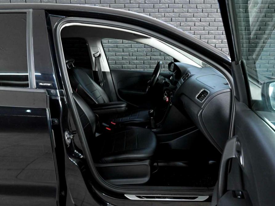 Volkswagen Polo V Рестайлинг Екатеринбург  - изображение 12