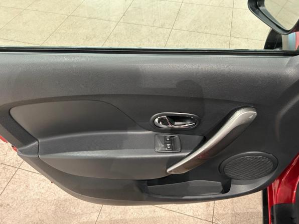 Renault Sandero II с пробегом 2016 года, цена 949 000 рублей, 67935 км, хэтчбек, Автокод Объявления