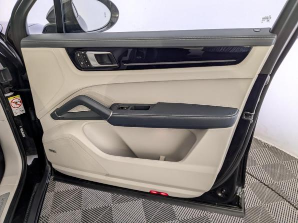 Porsche Cayenne III с пробегом 2023 года, цена 12 620 000 рублей, 15408 км, внедорожник, Автокод Объявления