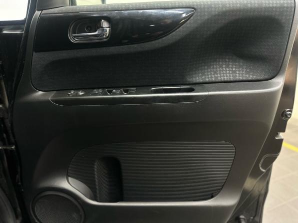 Honda N-BOX I Рестайлинг с пробегом 2017 года, цена 949 900 рублей, 118900 км, микровэн, Автокод Объявления