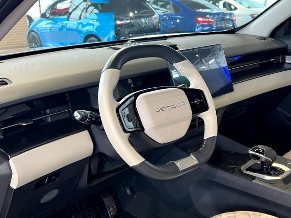 JETOUR DASHING I с пробегом 2023 года, цена 2 265 000 рублей, 18000 км, внедорожник, Автокод Объявления