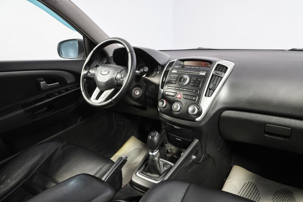 Kia Ceed I Рестайлинг Новосибирск  - изображение 10