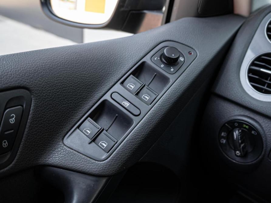Volkswagen Tiguan I Рестайлинг Краснодар  - изображение 15