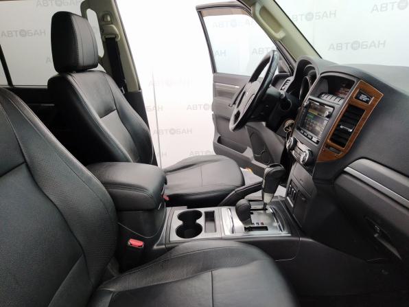 Mitsubishi Pajero IV Рестайлинг 1 с пробегом 2012 года, цена 2 272 000 рублей, 148041 км, внедорожник, Автокод Объявления