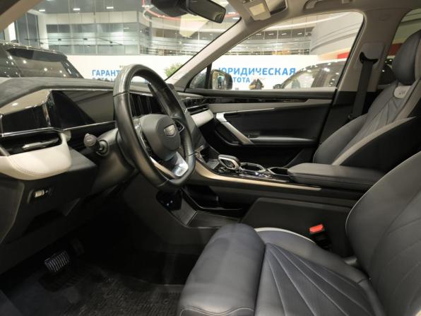 Geely Atlas II с пробегом 2024 года, цена 2 690 000 рублей, 69468 км, внедорожник, Автокод Объявления