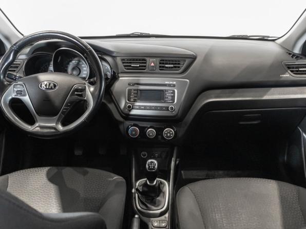 Kia Rio III Рестайлинг с пробегом 2017 года, цена 1 230 000 рублей, 97005 км, хэтчбек, Автокод Объявления