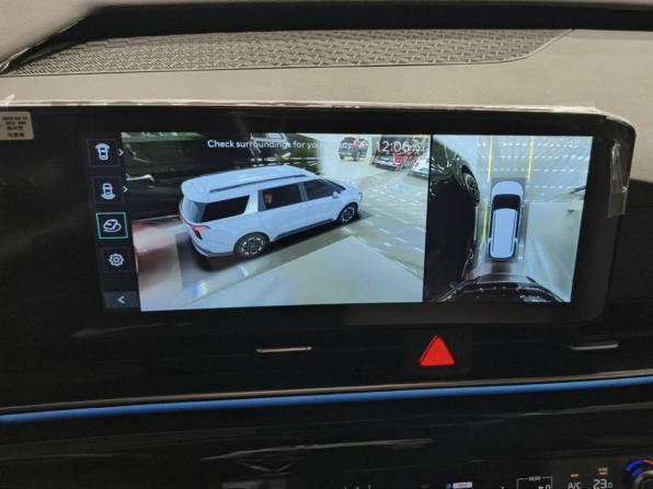 Kia Carnival IV Рестайлинг с пробегом 2025 года, цена 6 745 055 рублей, 10714 км, минивэн, Автокод Объявления