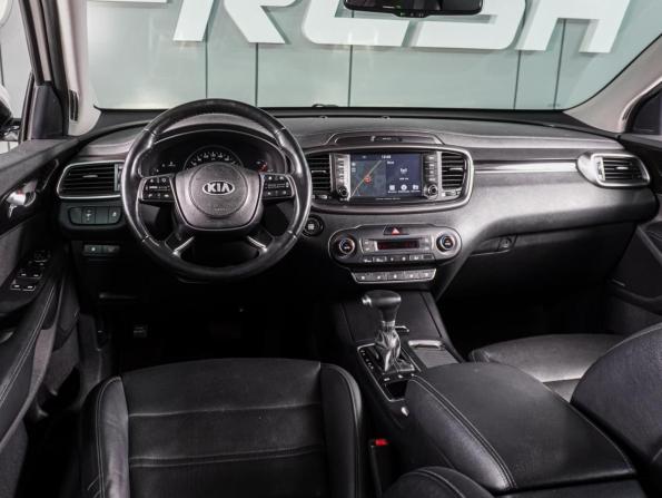 Kia Sorento III Prime Рестайлинг с пробегом 2018 года, цена 3 219 000 рублей, 99331 км, внедорожник, Автокод Объявления