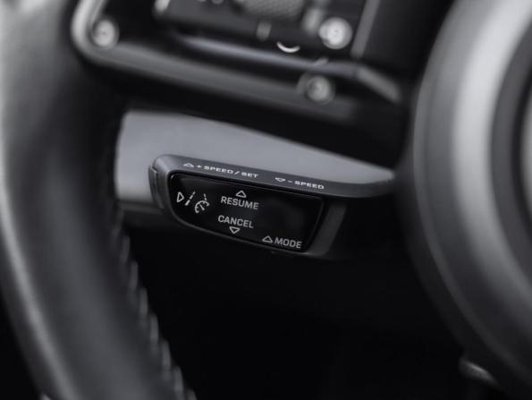 Porsche Taycan I с пробегом 2022 года, цена 8 811 000 рублей, 28303 км, универсал, Автокод Объявления