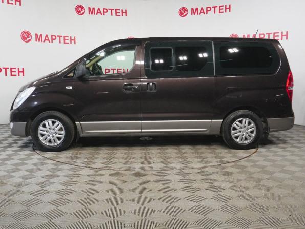Hyundai H-1 II Рестайлинг с пробегом 2016 года, цена 2 398 000 рублей, 163997 км, минивэн, Автокод Объявления