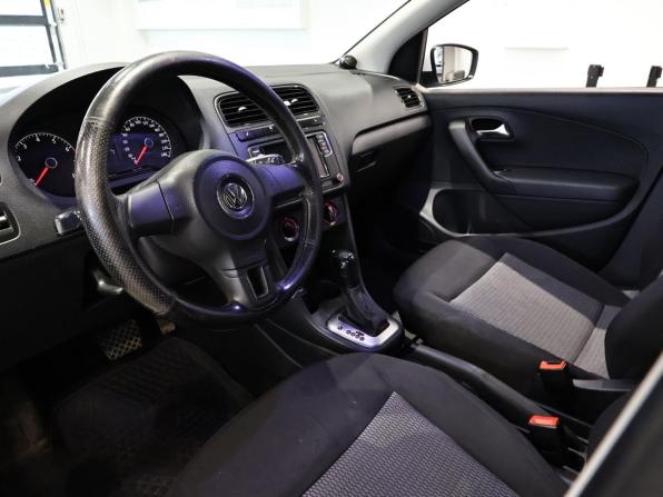 Volkswagen Polo V с пробегом 2015 года, цена 765 000 рублей, 184230 км, седан, Автокод Объявления