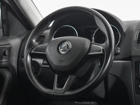 Skoda Yeti I Рестайлинг с пробегом 2017 года, цена 1 125 000 рублей, 180090 км, внедорожник, Автокод Объявления