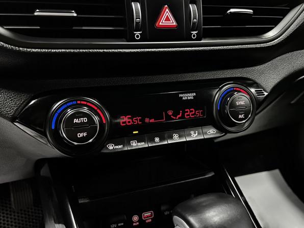 Kia Cerato IV с пробегом 2021 года, цена 1 780 000 рублей, 136275 км, седан, Автокод Объявления