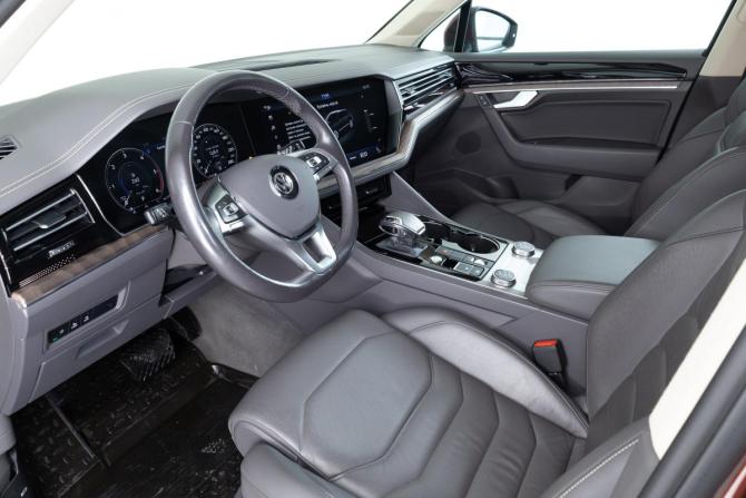 Volkswagen Touareg III с пробегом 2019 года, цена 5 250 000 рублей, 153791 км, внедорожник, Автокод Объявления