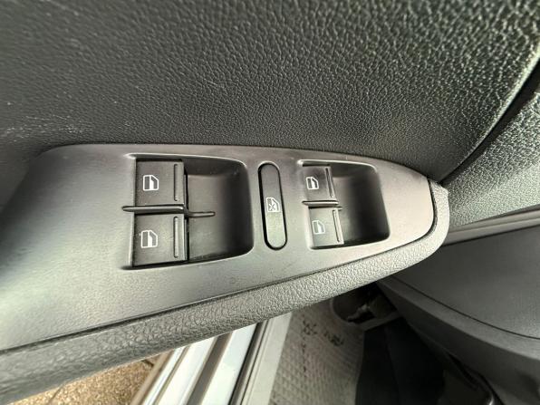 Volkswagen Jetta VI с пробегом 2014 года, цена 980 000 рублей, 123291 км, седан, Автокод Объявления