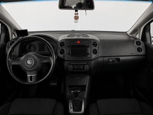 Volkswagen Golf Plus II с пробегом 2010 года, цена 879 000 рублей, 190007 км, хэтчбек, Автокод Объявления