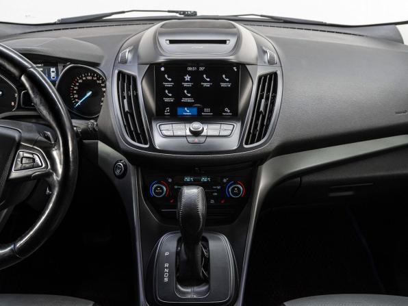 Ford Kuga II Рестайлинг с пробегом 2017 года, цена 1 839 000 рублей, 187457 км, внедорожник, Автокод Объявления