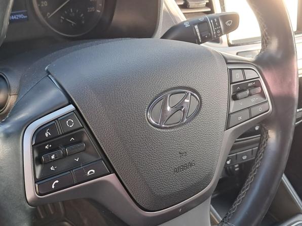 Hyundai Solaris II с пробегом 2019 года, цена 1 290 000 рублей, 144000 км, седан, Автокод Объявления
