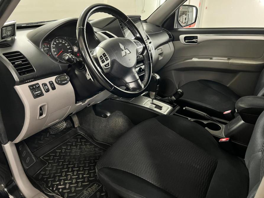 Mitsubishi Pajero Sport II Рестайлинг Тюмень  - изображение 7
