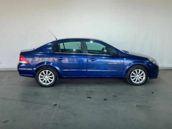 Opel Astra H Рестайлинг с пробегом 2008 года, цена 350 000 рублей, 298000 км, седан, Автокод Объявления