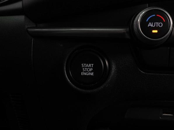 Mazda 3 IV (BP) с пробегом 2020 года, цена 2 229 000 рублей, 47301 км, седан, Автокод Объявления