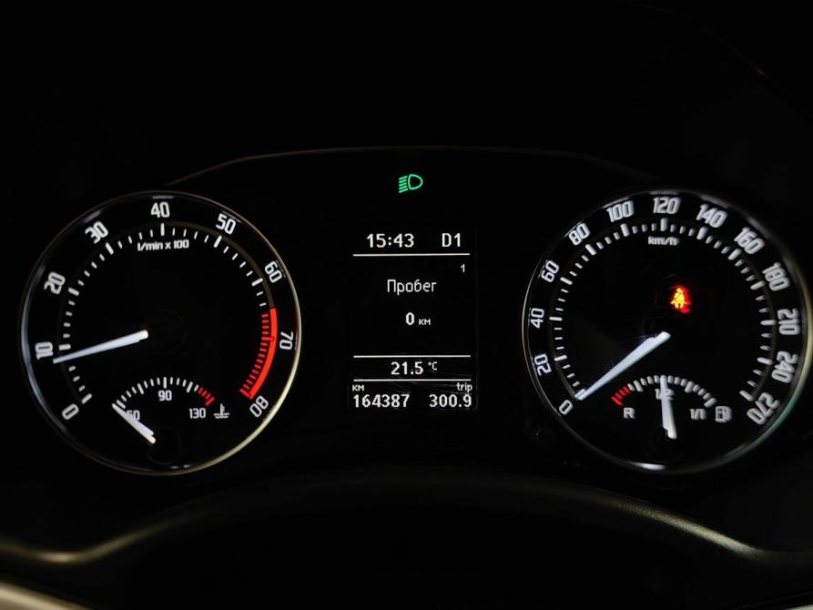 Skoda Octavia RS II Рестайлинг Москва  - изображение 17