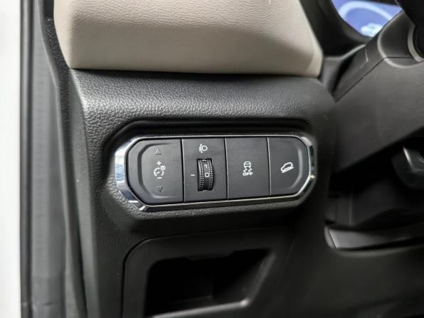 Haval Jolion I с пробегом 2023 года, цена 2 060 000 рублей, 54704 км, внедорожник, Автокод Объявления