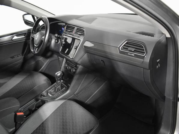 Volkswagen Tiguan II с пробегом 2018 года, цена 1 950 000 рублей, 141919 км, внедорожник, Автокод Объявления