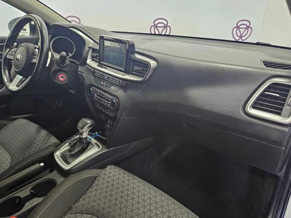 Kia Ceed III с пробегом 2018 года, цена 1 299 000 рублей, 154292 км, хэтчбек, Автокод Объявления