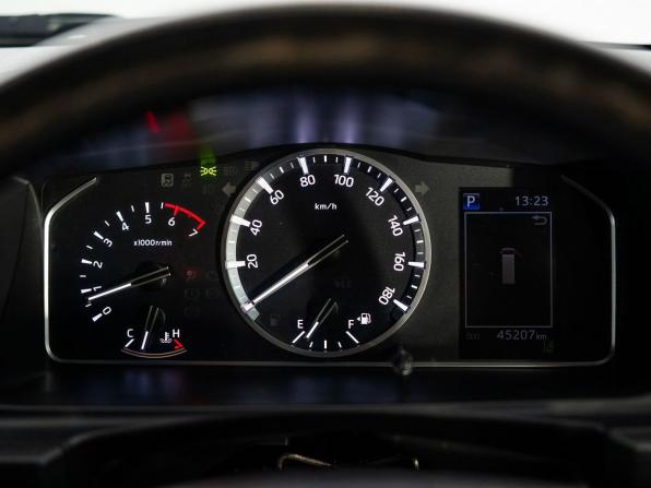 Toyota HiAce H200 Рестайлинг с пробегом 2020 года, цена 5 390 000 рублей, 45207 км, минивэн, Автокод Объявления