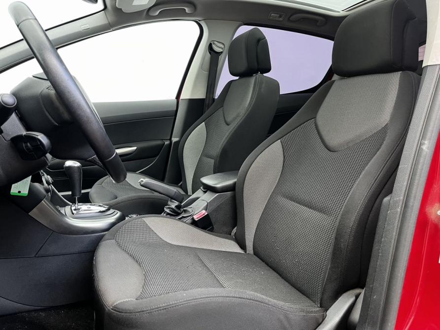 Peugeot 308 I Москва  - изображение 10