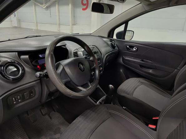 Renault Kaptur I с пробегом 2017 года, цена 1 105 000 рублей, 170302 км, внедорожник, Автокод Объявления
