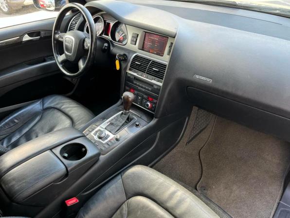 Audi Q7 I (4L) с пробегом 2007 года, цена 949 000 рублей, 235903 км, внедорожник, Автокод Объявления