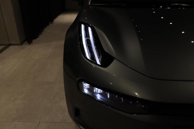 Zeekr 001 I с пробегом 2022 года, цена 4 700 000 рублей, 29600 км, хэтчбек, Автокод Объявления