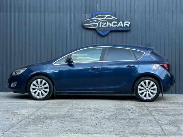 Opel Astra J с пробегом 2011 года, цена 649 000 рублей, 185000 км, хэтчбек, Автокод Объявления