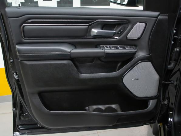 Ram 1500 V Рестайлинг с пробегом 2026 года, цена 10 499 000 рублей, 42 км, offers.body_type.unknown, Автокод Объявления